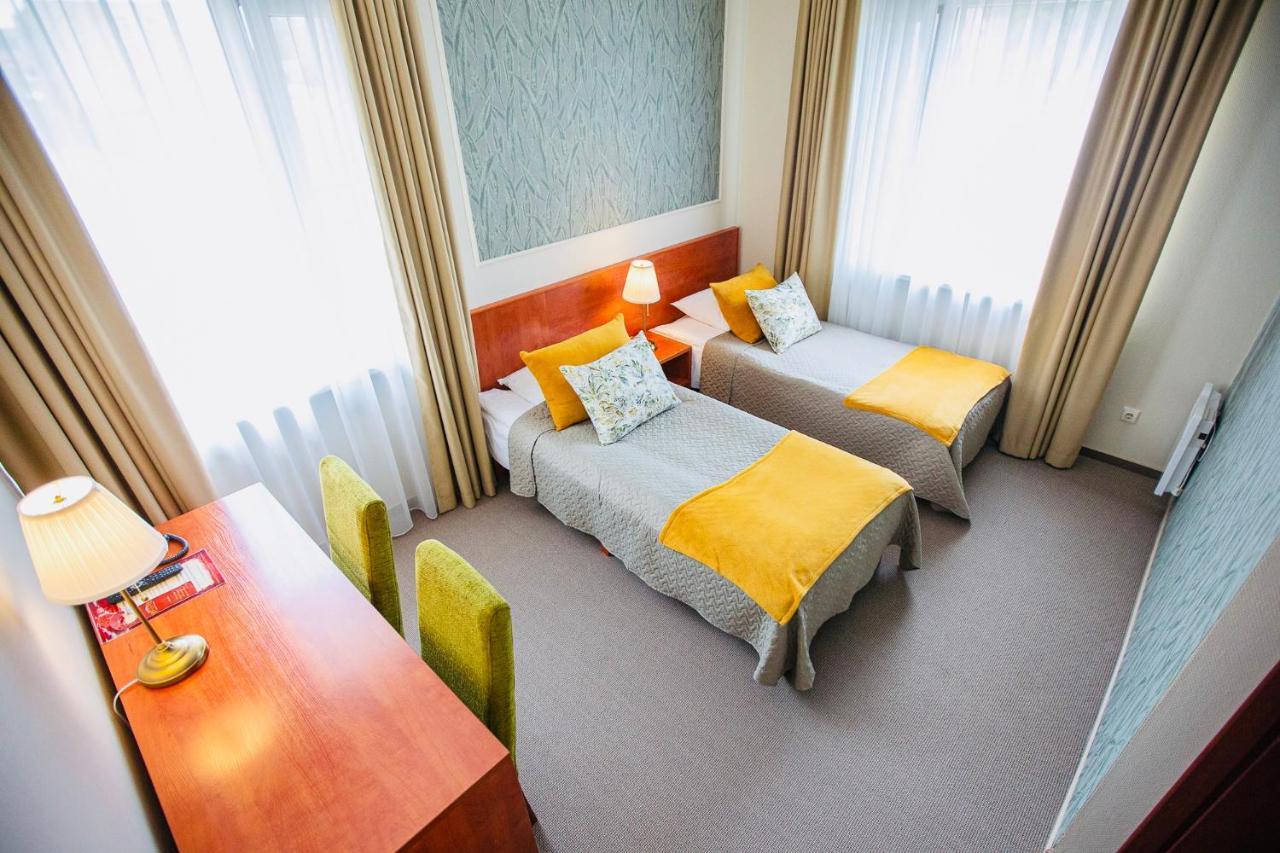 Zuvedra Hotel Ignalina Luaran gambar