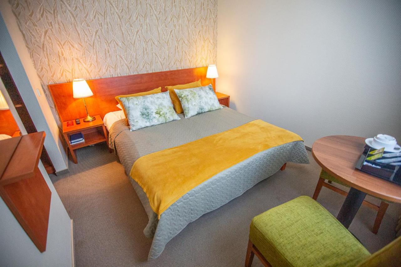 Zuvedra Hotel Ignalina Luaran gambar