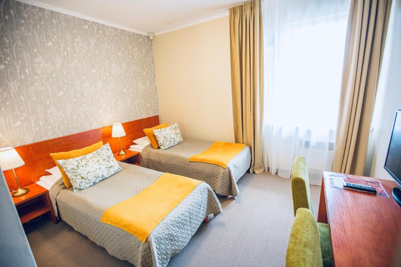 Zuvedra Hotel Ignalina Luaran gambar